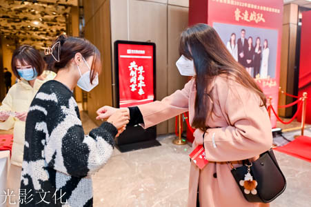 航拍摄影的技术：掌握无人机航拍的技巧